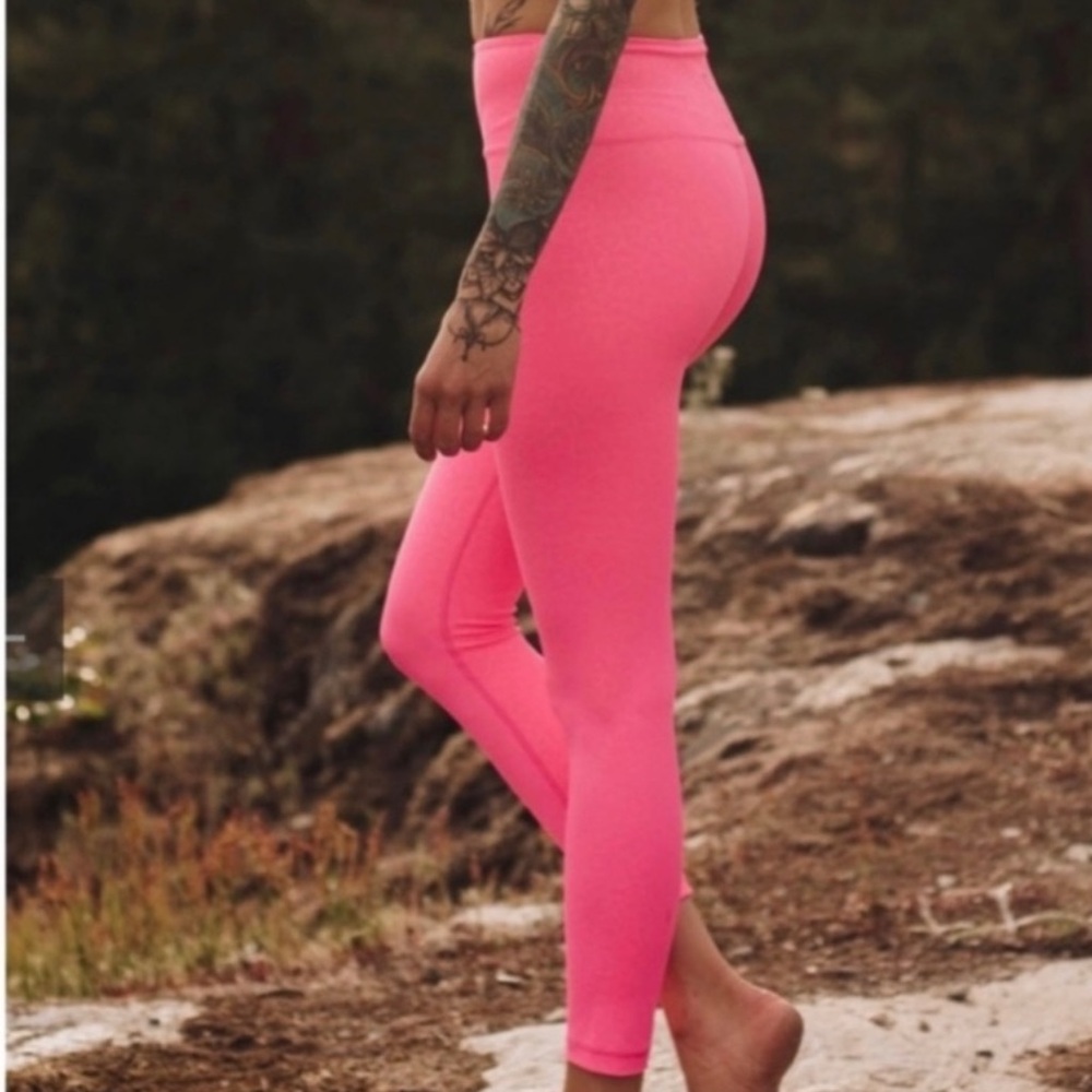 ZYIA Active Hot Pink Leopard Light N Tight  7/8 24" Leggings- 2 - Picture 3 of 12